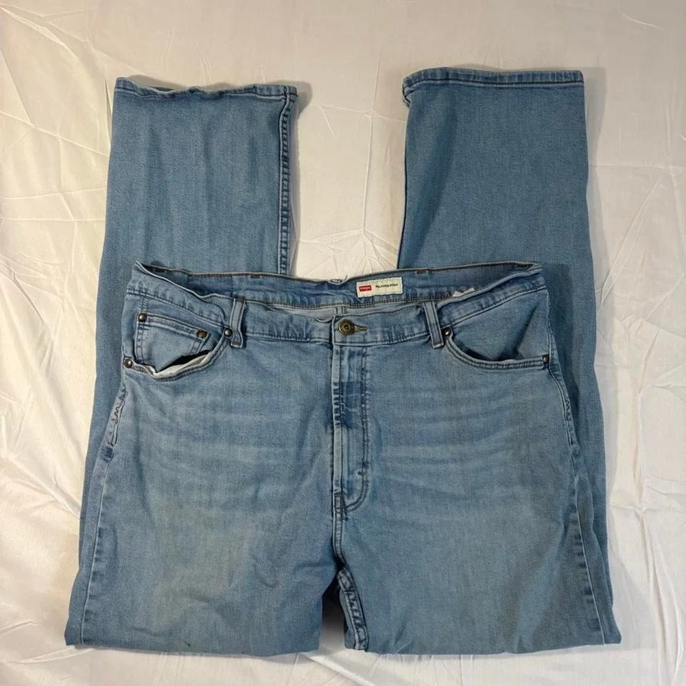 2000s wrangler workwear light washed denim bootcut jeans